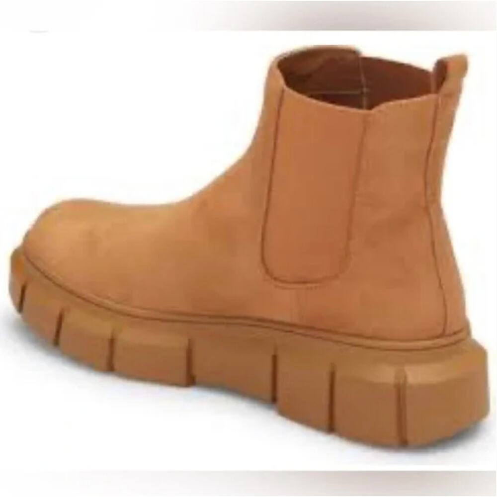 BP Niya Lug Sole Chelsea Boots 9 Tan NWOT Faux Suede Ankle Booties Platform 90s - Picture 3 of 9